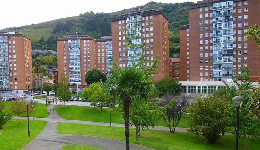 Habitación 1 con vistas Bilbao Exterior foto